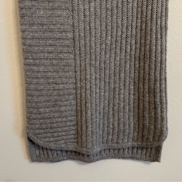Theory Beylor T Caresse Mohair Yak Wool Turtleneck Sweater Knit Vest Gray P/XS - Picture 6 of 15